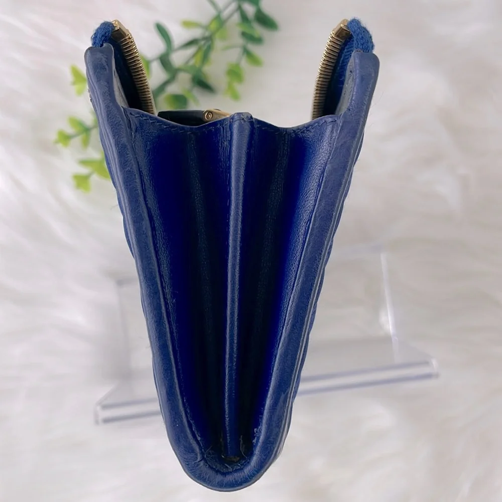 Prada Tessuto Quilted Zippy Wallet - Picture 7 of 16